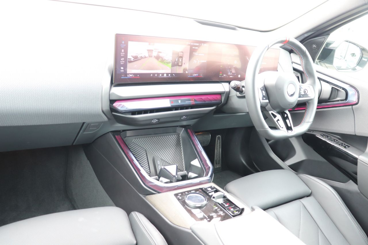 X3 M50 US