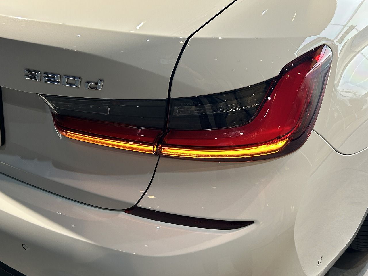 G20 320d xDrive RHD Saloon