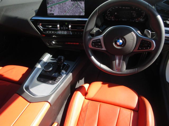 G29 Z4 M40i RHD