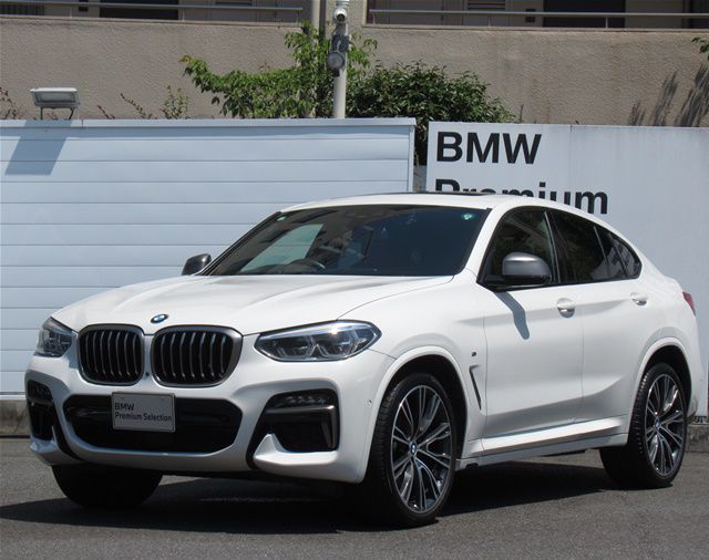 X4 M40i