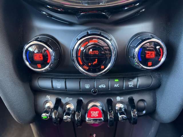 MINI Cooper D 3-Door Hatch