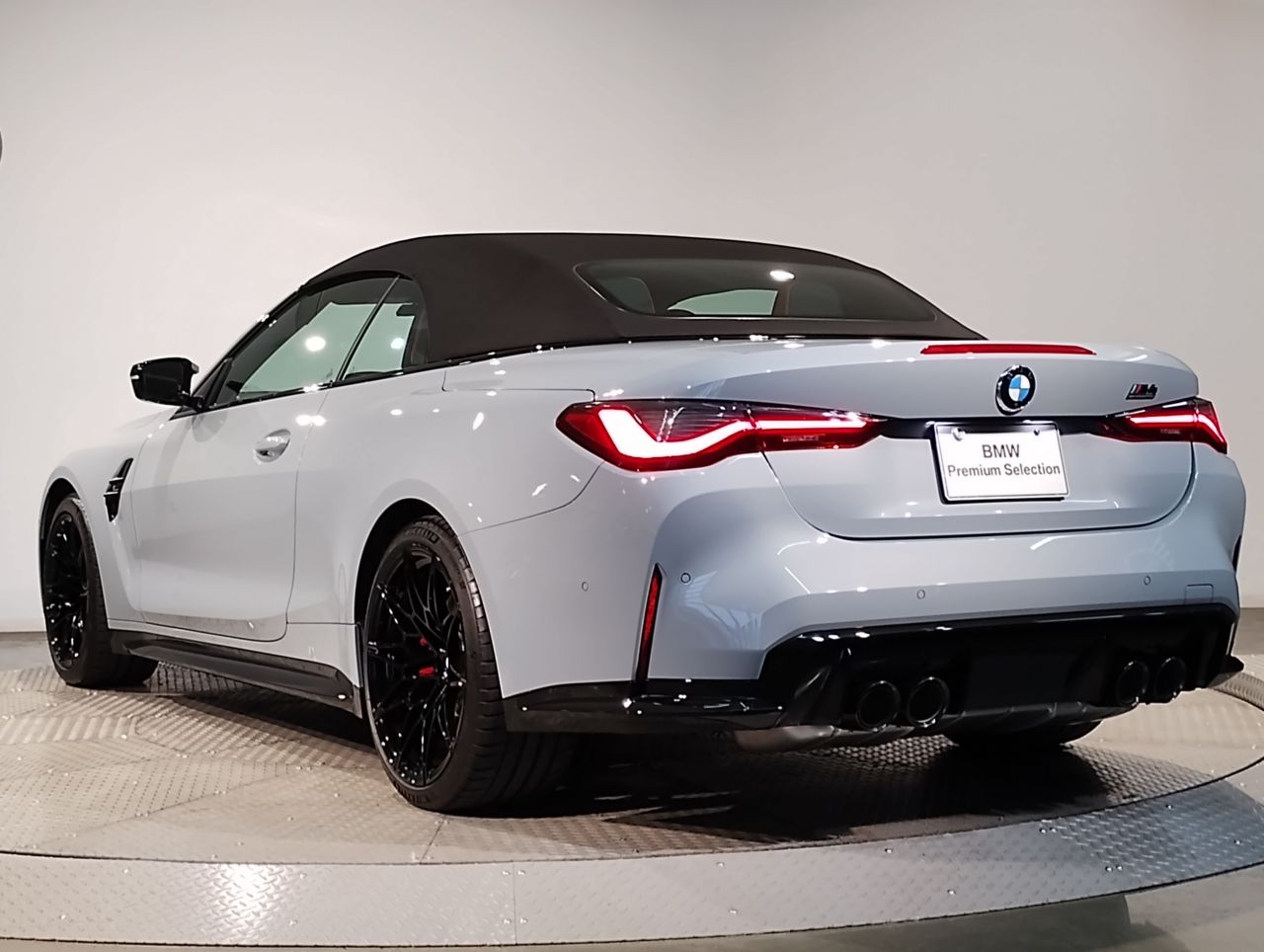 G83 M4 Competition M xDrive Competition RHD