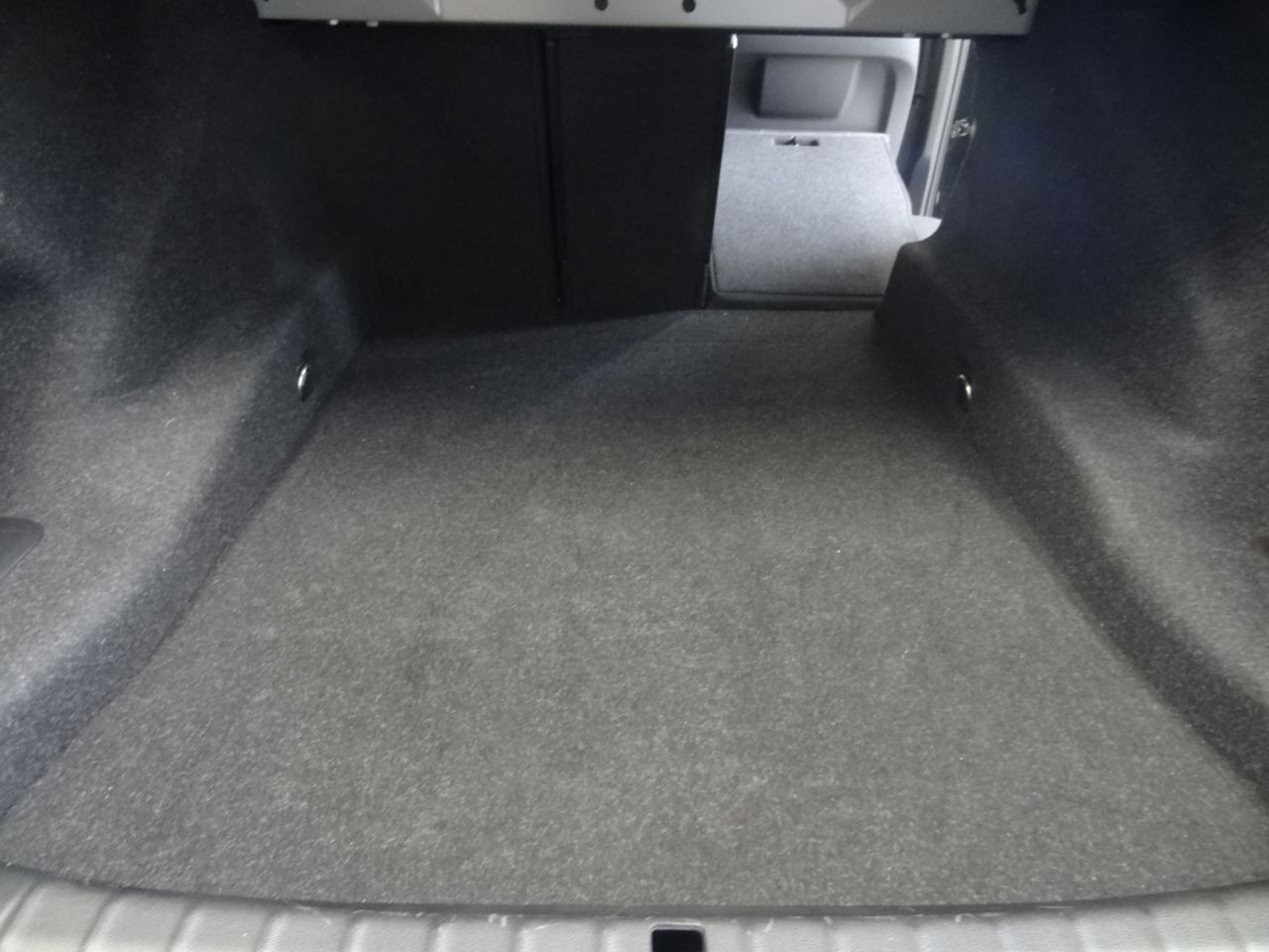 520d xDrive Sedan RHD
