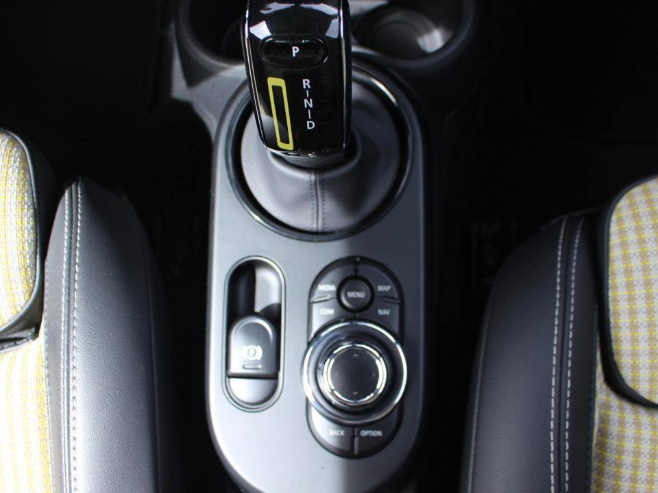 MINI Cooper SE
