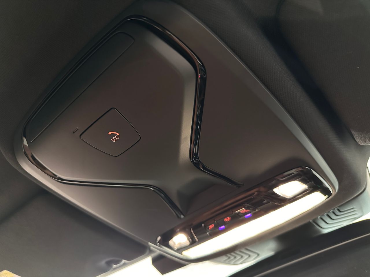 520d xDrive Touring RHD