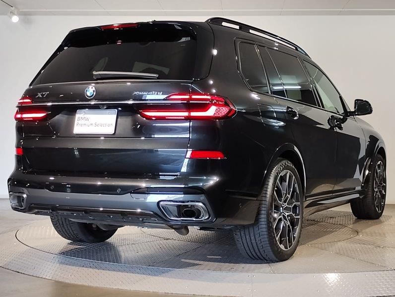 X7 xDrive40d RHD US