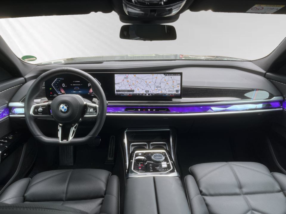 BMW 740