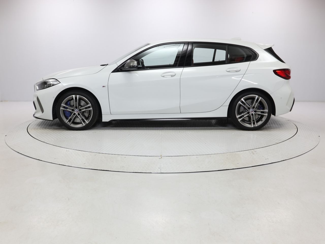 F40 M135i xDrive Sports Hatch 5-door B48 2.0i