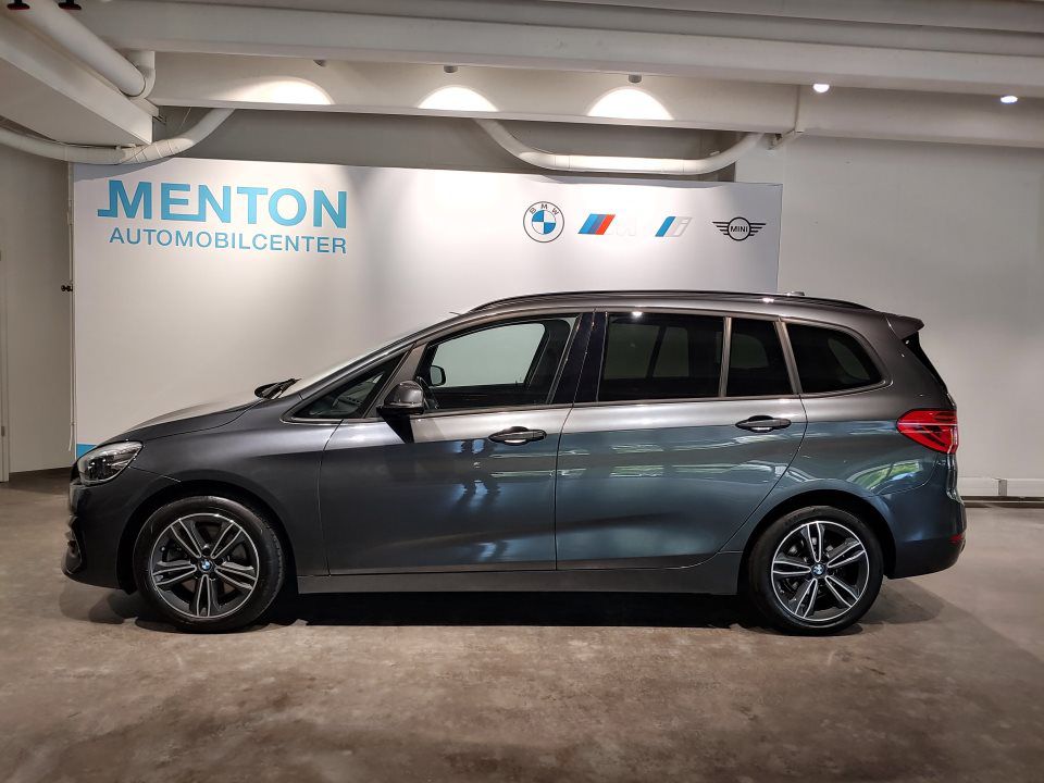 BMW 218