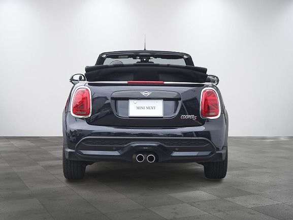 MINI Cooper S Convertible RHD