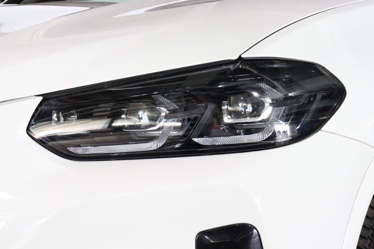 G02 X4 M40i RHD LCI
