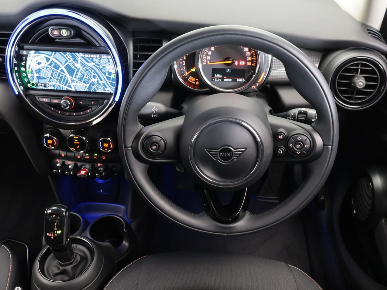 MINI F55 Cooper D 5dr Hatch LCI