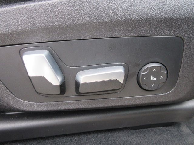 X4 xDrive20d RHD
