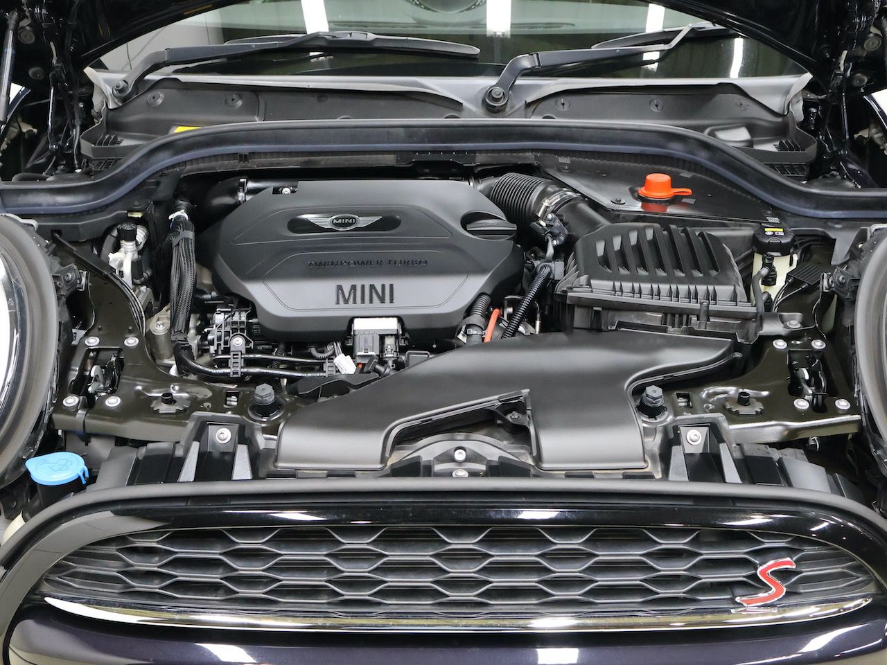 F56 COOPER S D(AT)