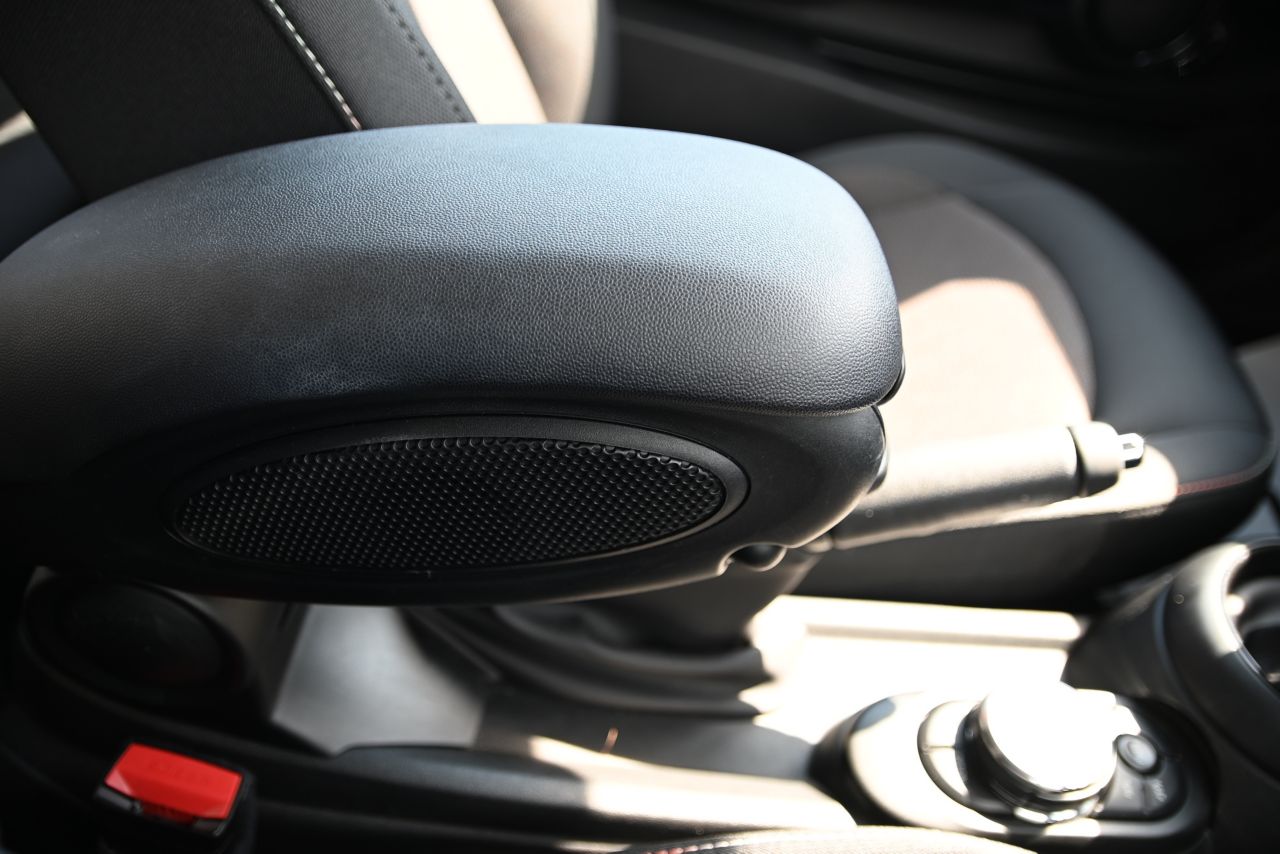 F56 MINI Cooper 3-Door Hatch LCI
