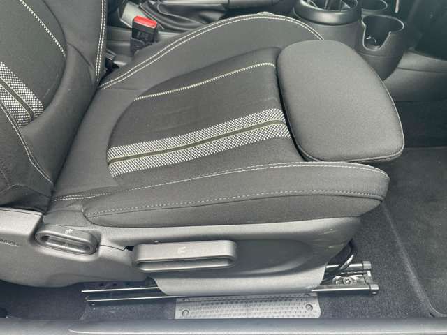 F56 COOPER S D(AT)