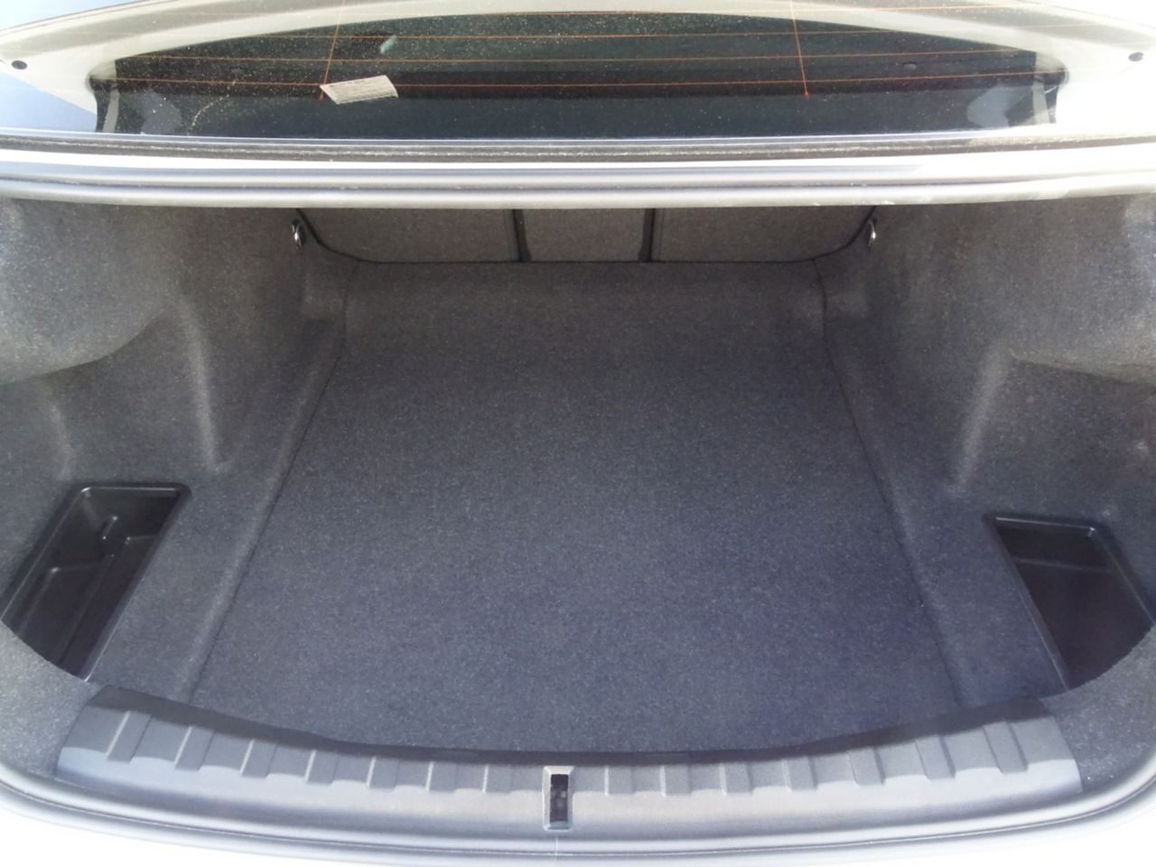 G20 320d xDrive RHD Saloon