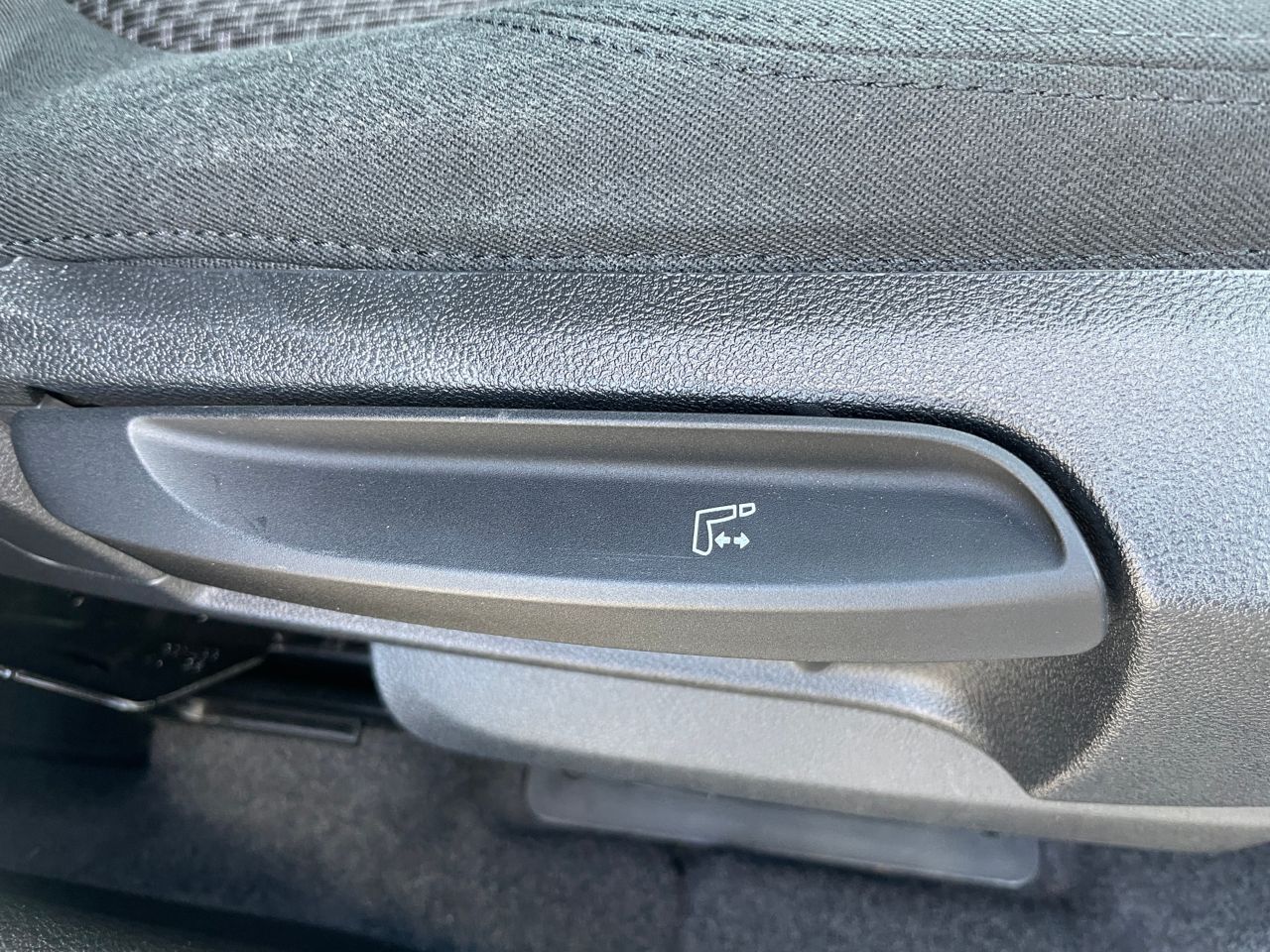 218I GRAN TOURER RHD