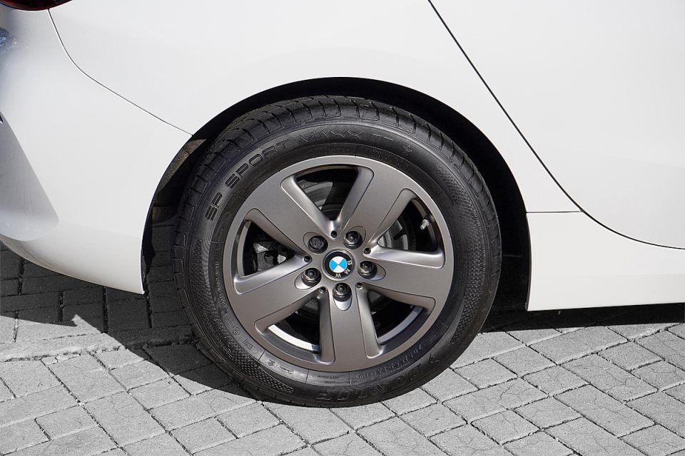 BMW 118