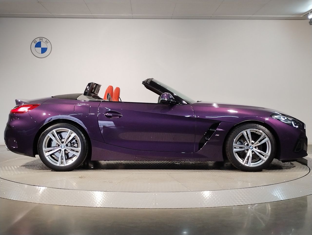 G29 z4 sDrive20i RHD