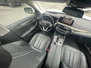 530i Sedan