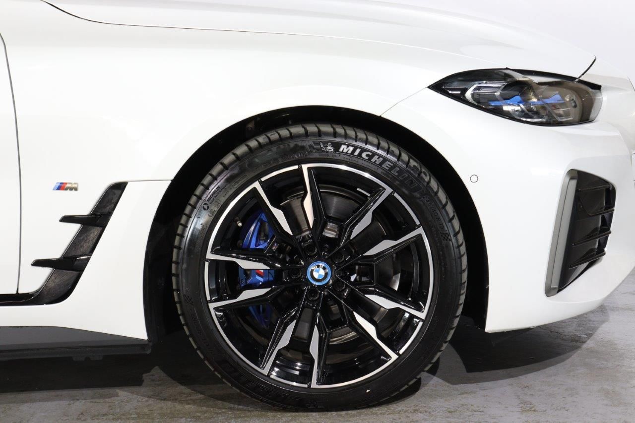 G26 i4 M50 RHD