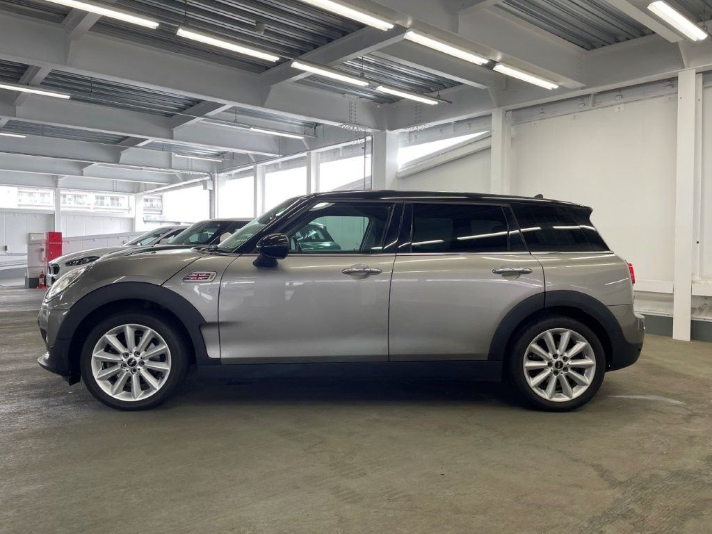 MINI COOPER CLUBMAN