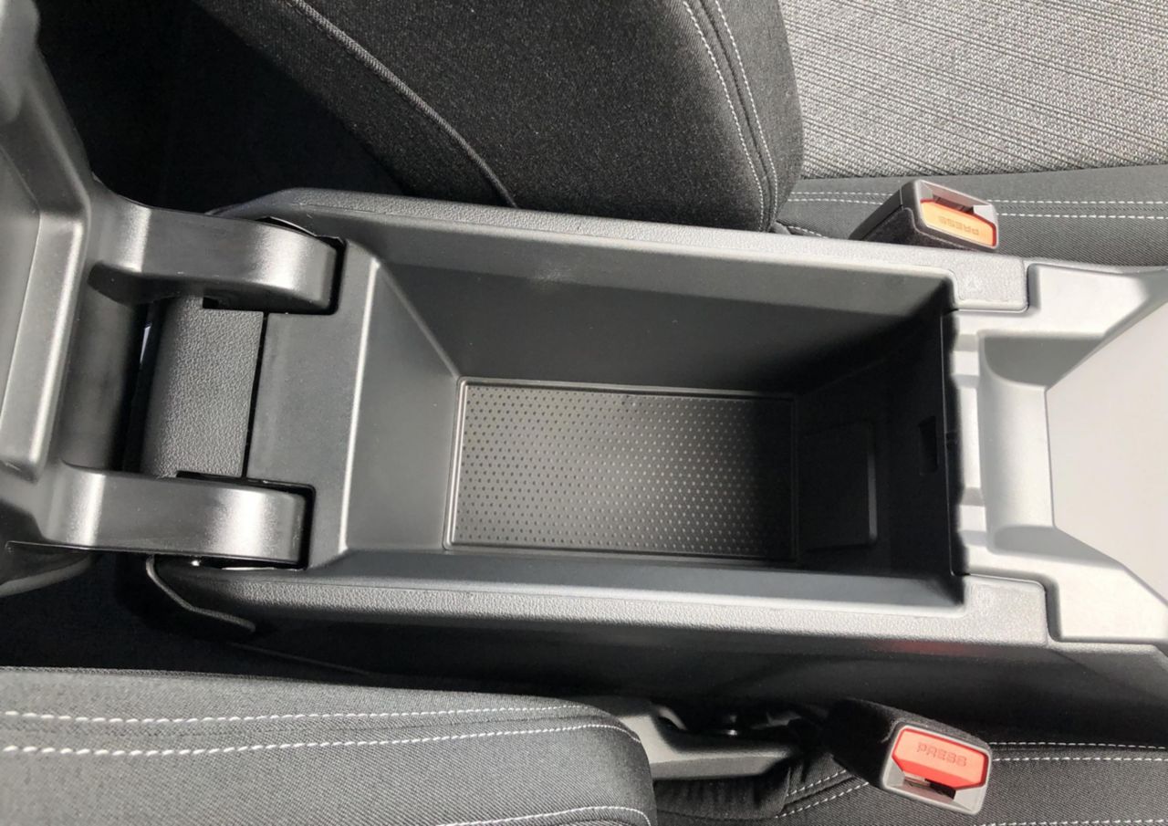 120 Sport Sports Hatch