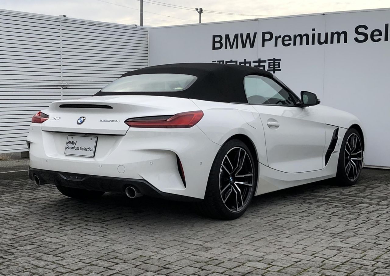 G29 z4 sDrive20i RHD