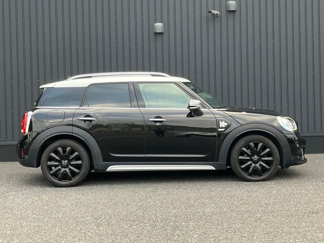 MINI CROSSOVER COOPER D