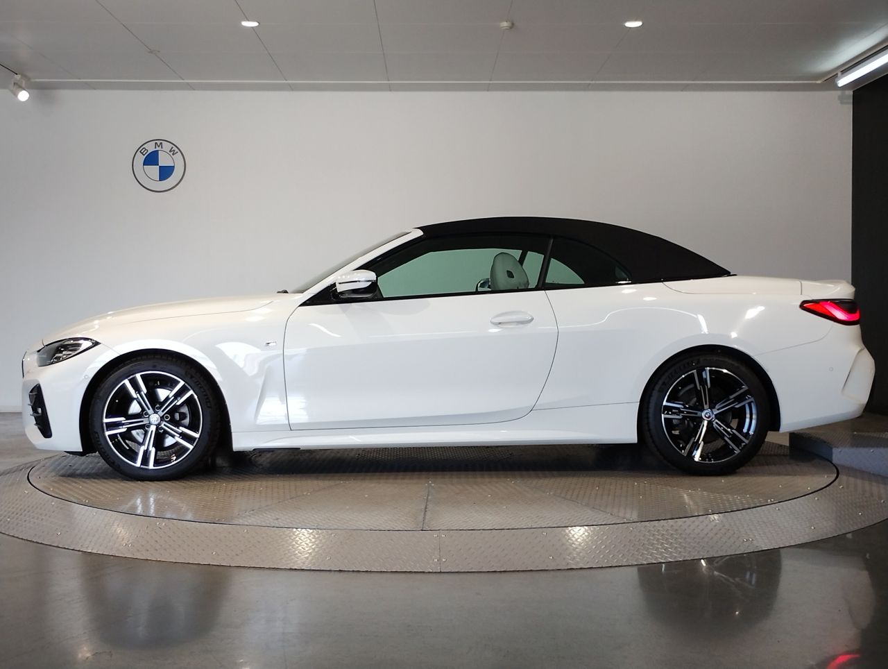 G23 420i Convertible RHD