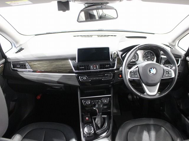 218D GRAN TOURER RHD