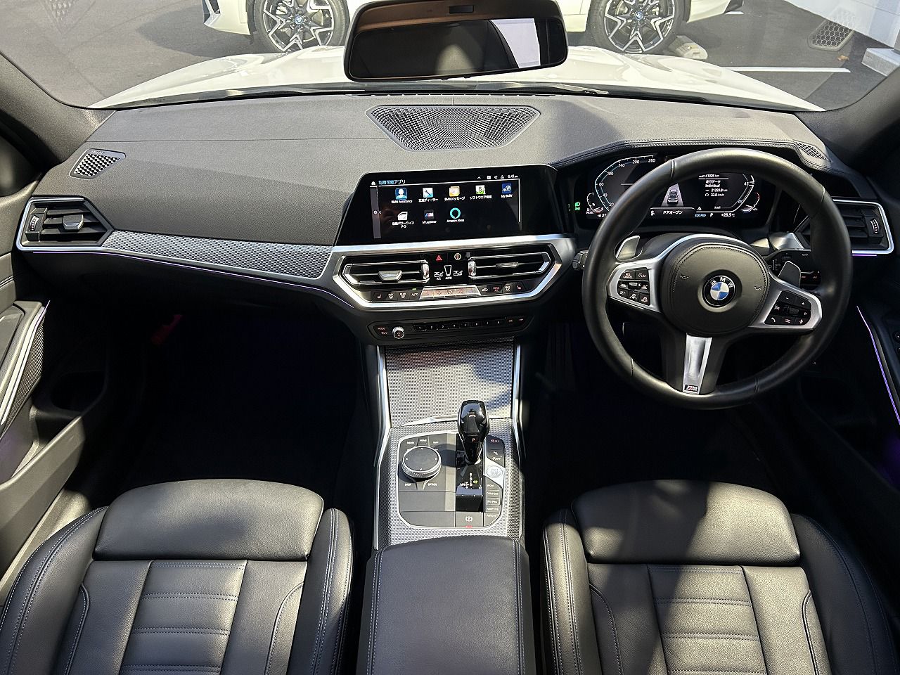 G20 320d xDrive RHD Saloon