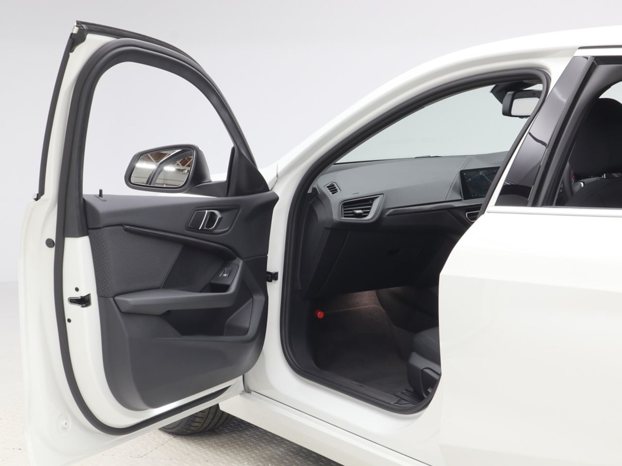 F40 118d Sports Hatch 5-door B47 2.0d
