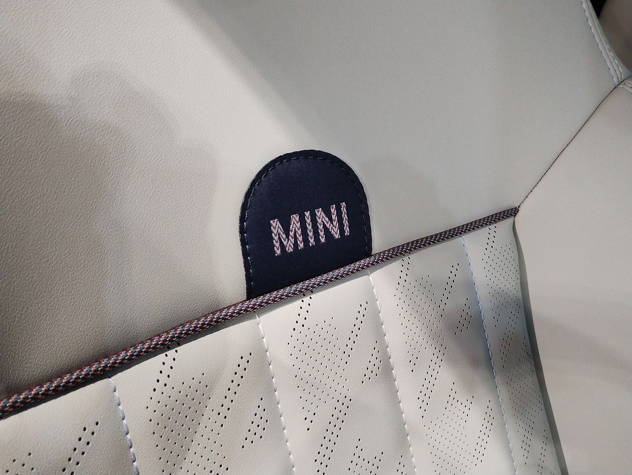 F66 MINI Cooper C 3Dr