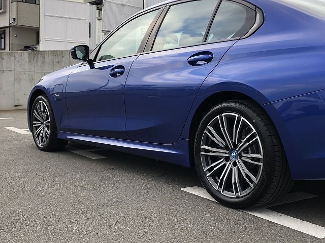 G20 330e Saloon RHD MX