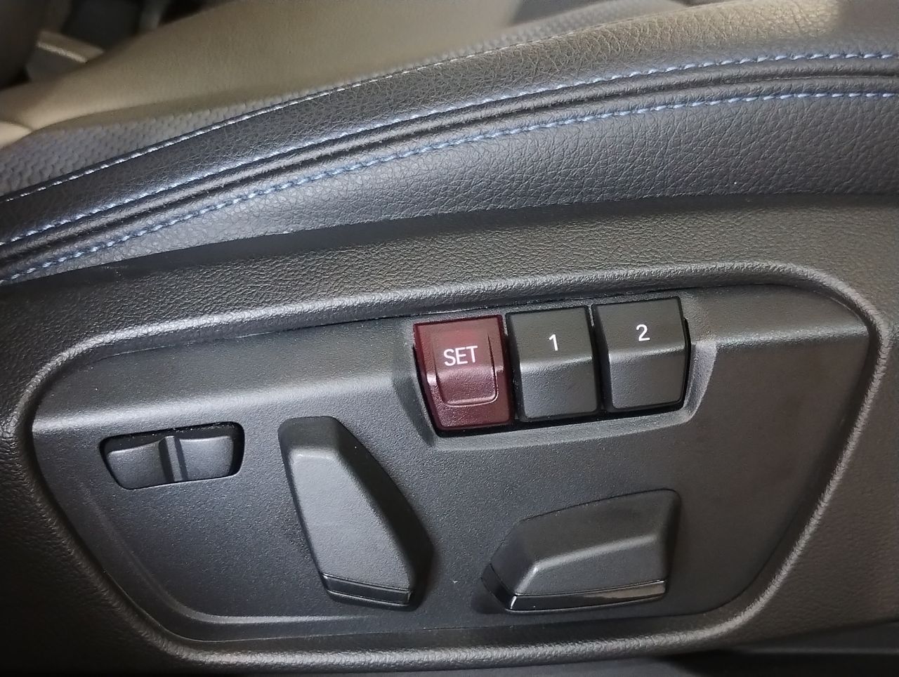 X1 sDrive18i RHD