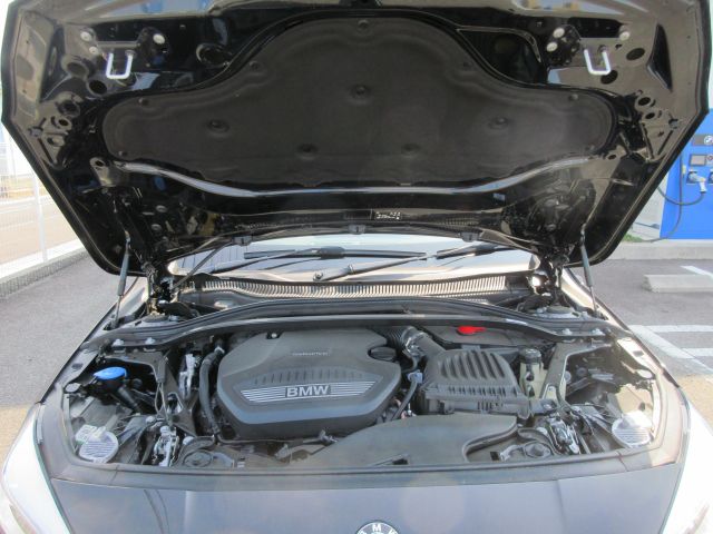 F40 118d Sports Hatch 5-door B47 2.0d