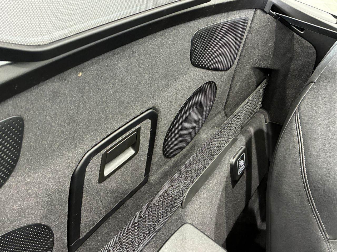 G29 z4 sDrive20i RHD