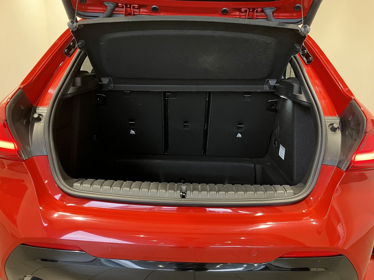 F40 118d Sports Hatch 5-door B47 2.0d