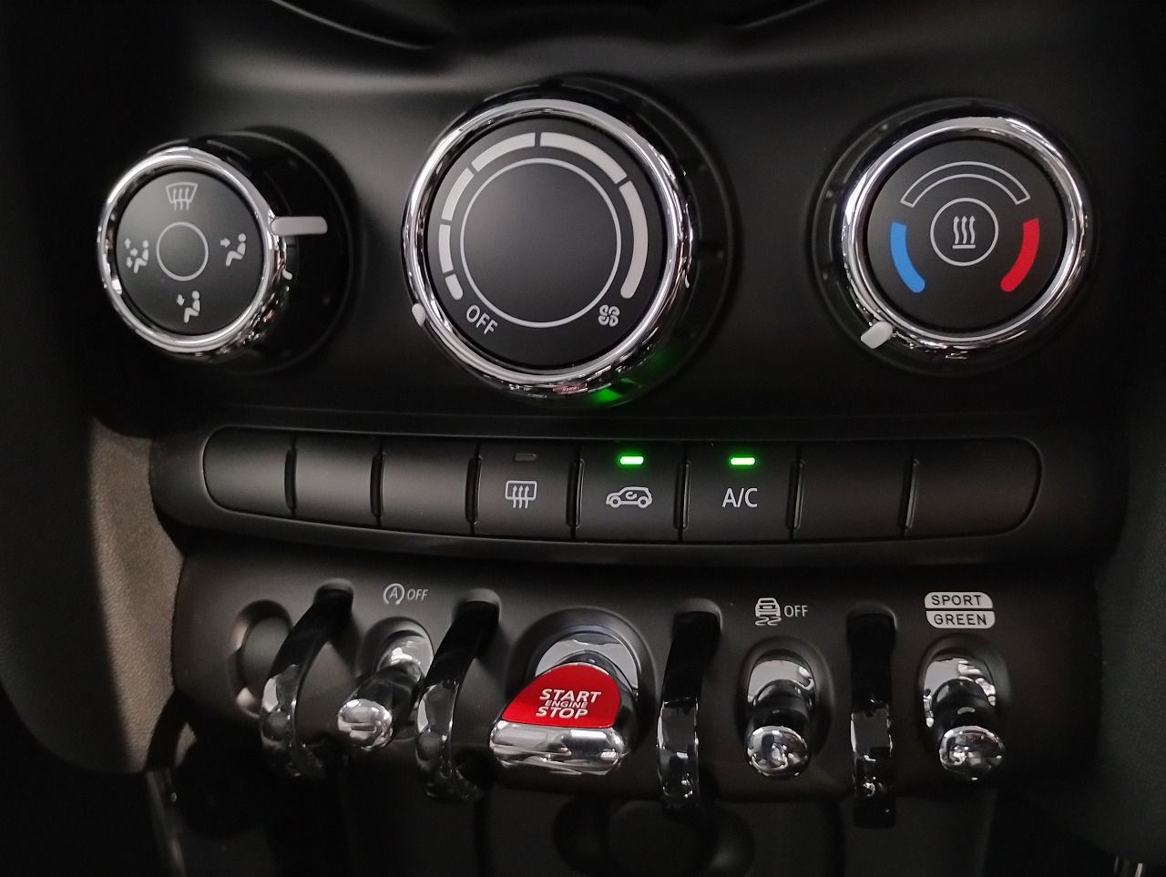 MINI One Hatch RHD F56