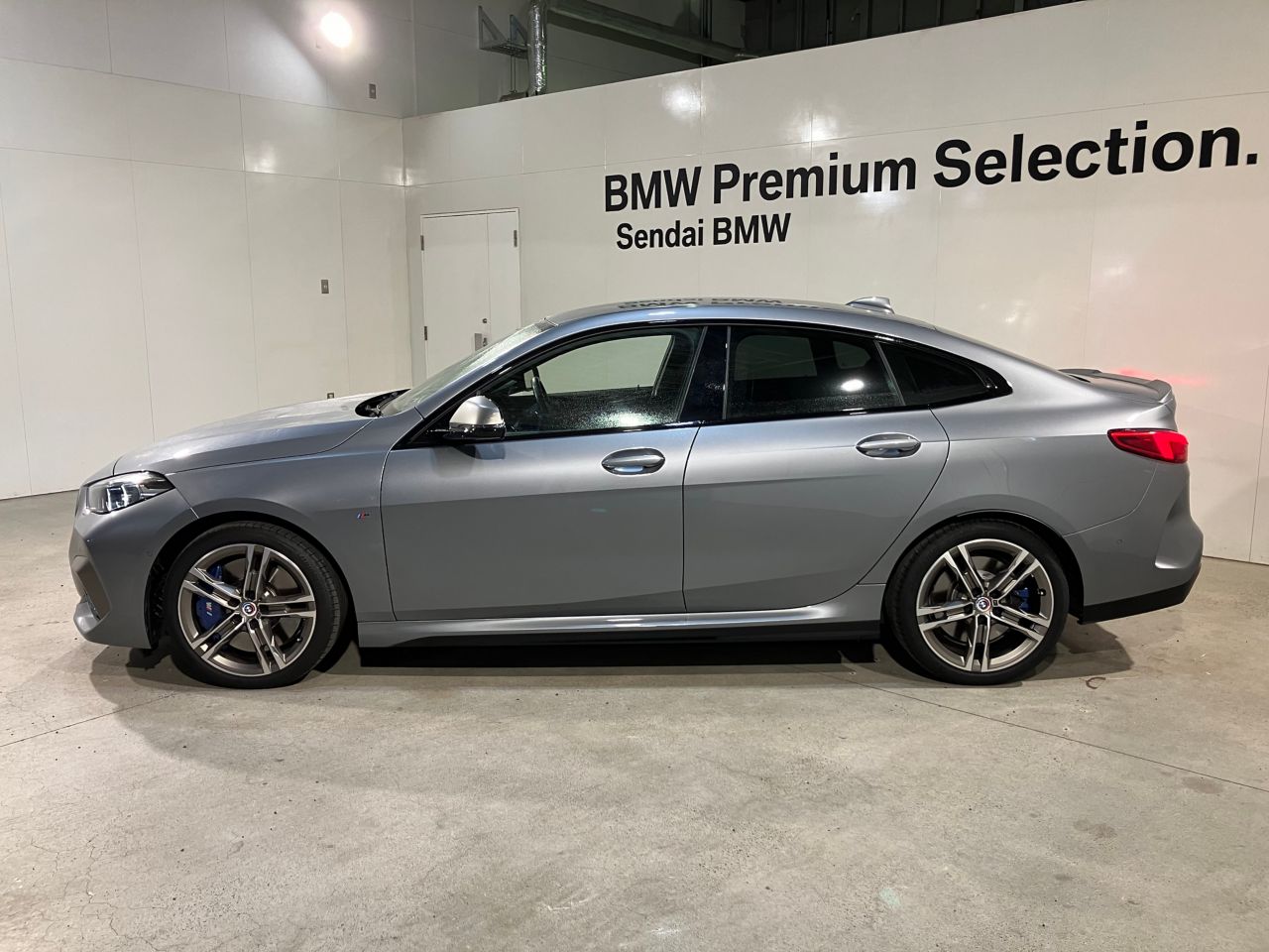 F4* **35i xDrive **** ***** B48 2.0i