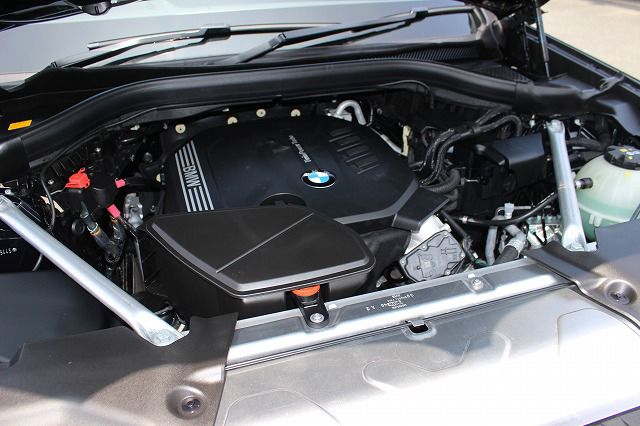 X4 xDrive20d RHD