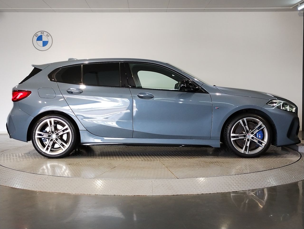 F40 M135i xDrive Sports Hatch 5-door B48 2.0i