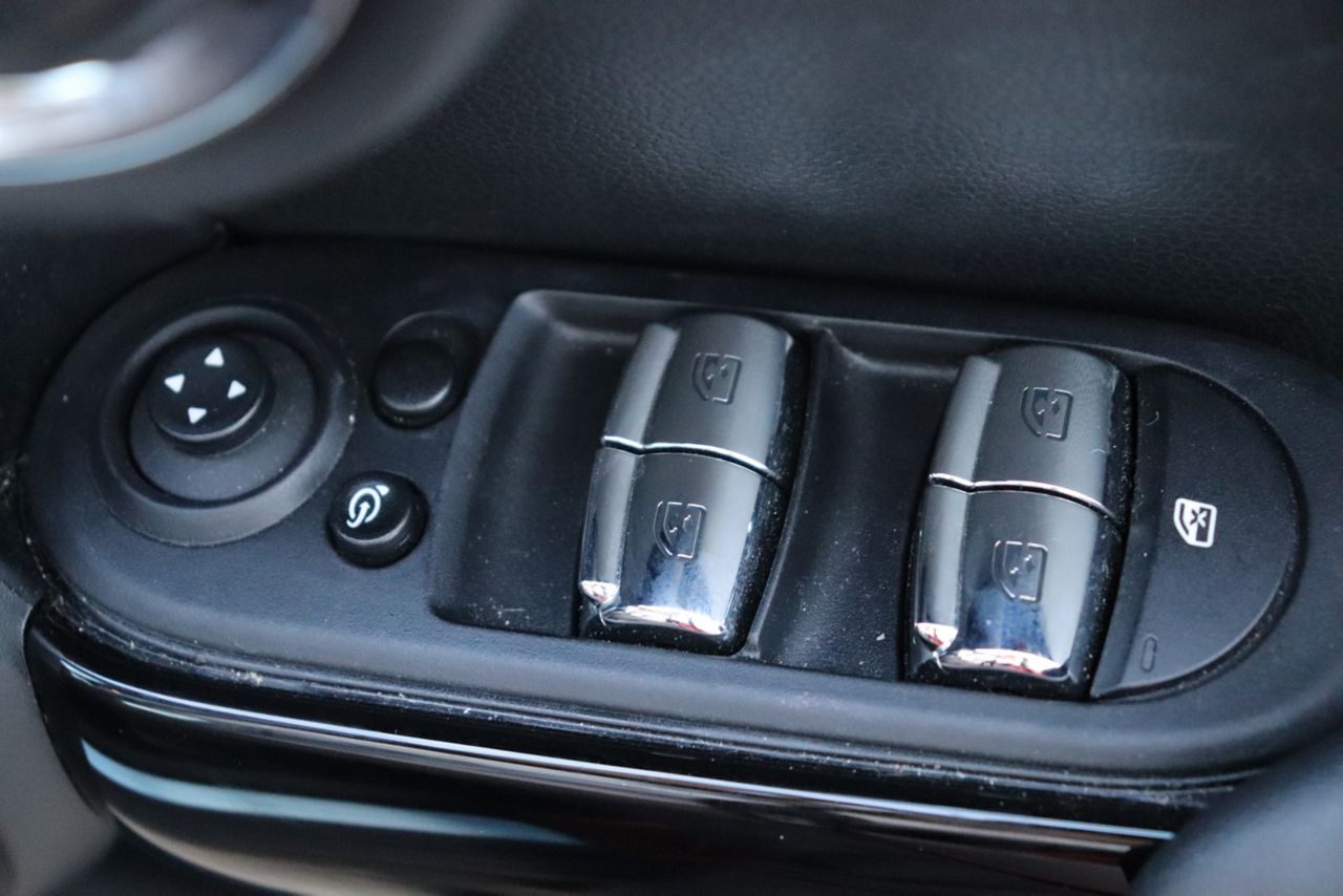 F55 MINI Cooper 5-Door Hatch LCI