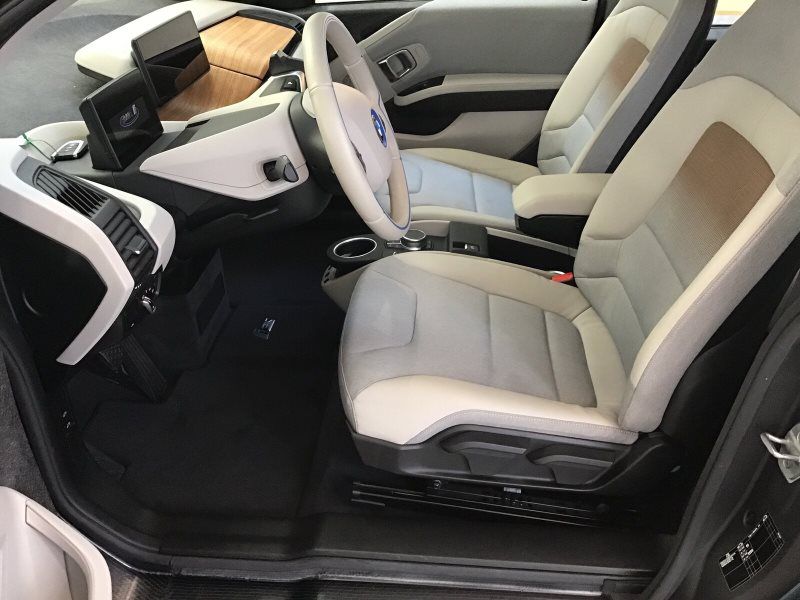 BMW i3s