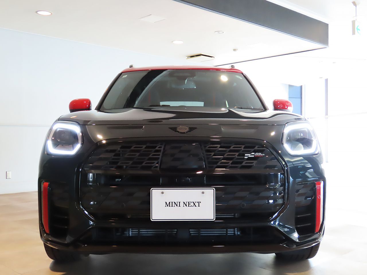 U25 MINI John Cooper Works Countryman ALL4