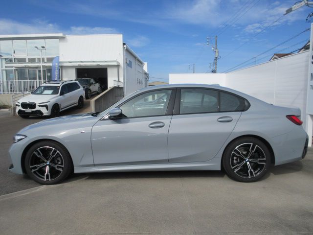 320d xDrive Berline RHD