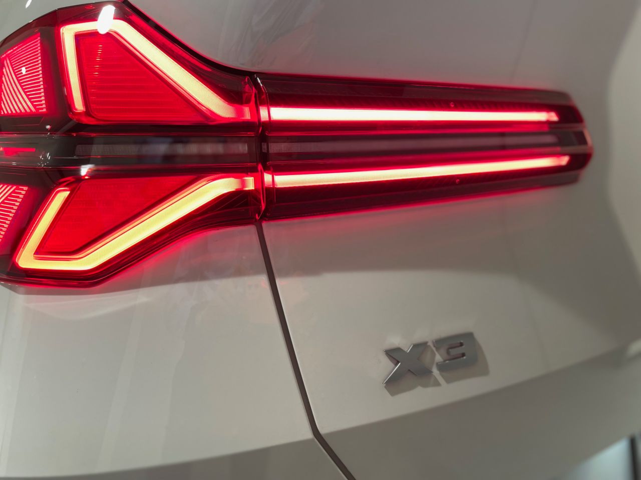 X3 M50 US