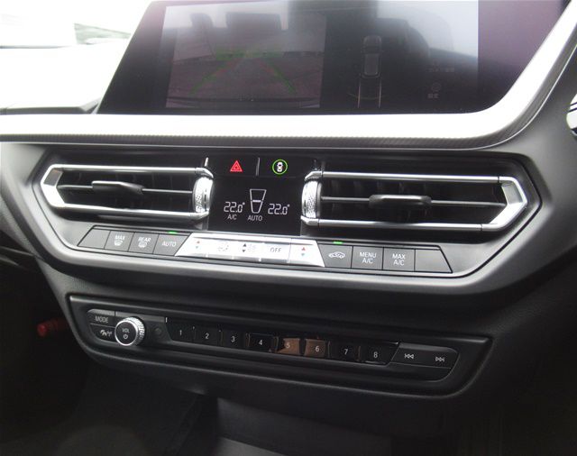 F40 118d Sports Hatch 5-door B47 2.0d